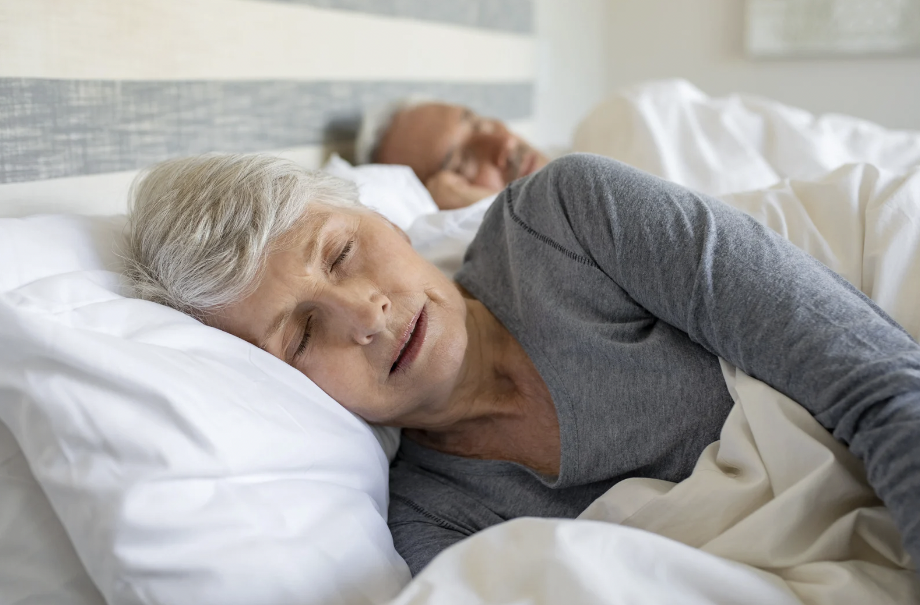 comment s'endormir rapidement après 55 ans sans médicaments — techniques naturelles insomnie chronique Dormez Zen
